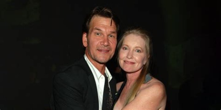Actress Beatrice Minns And Actor Johnny Flynn: A Hollywood Couple
