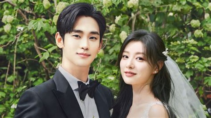 Unveiling The Celestial Alignment: Kim Soo Hyun's Zodiac Sign