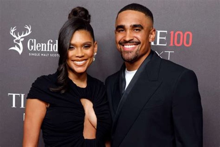 Unveiling The Heart Of Jaylin Smith: Who Is His Girlfriend?