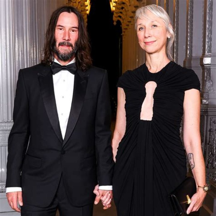Unveiling The Mystery Of Keanu's Daughter