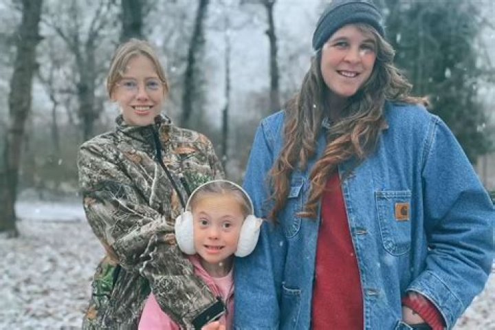 Unveiling The Mystery: Who Is Rory Feek's Sister?